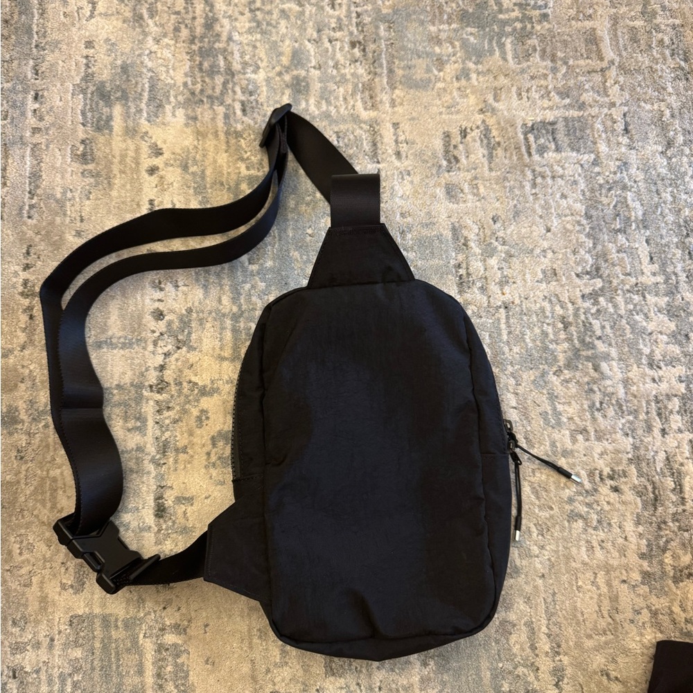 Nike Black Crossbody Bag for Men - Picture 2 of 8